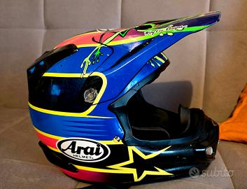 casco ARAI MX-V 