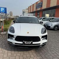 PORSCHE Macan 30 S