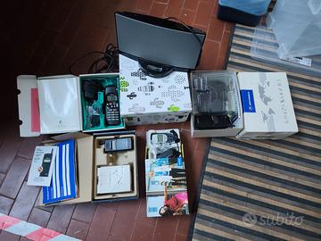 Telefoni varie marche+ cassa bose