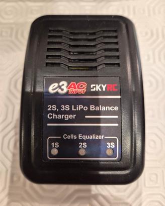 SkyRC e3 Caricabatterie
