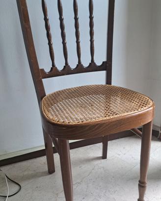 Coppia sedie legno impigliate