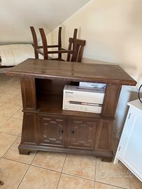 Mobiletto in legno