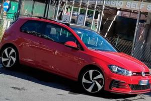 Golf GTI 7.5 performance 245cv 3p. 2.0 TSI DSG BMT