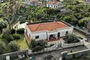 imponente-villa-con-piscina-aci-sant-antonio