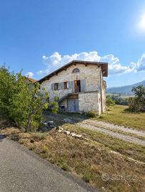 Rif.1172- casa semi ind. farini