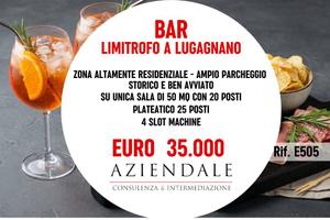 Attività / Licenza di 50 m² con 1 locale a Sona