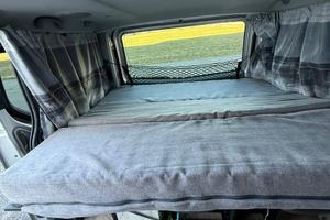 Opel vivaro 9 posti