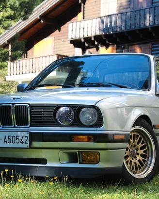 BMW 316i E30