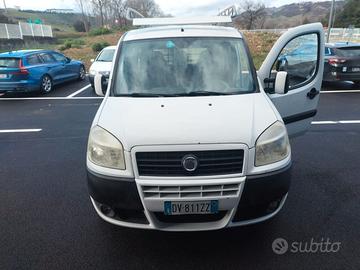 Fiat doblò autocarro n1 5 posti