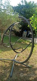 struttura sdraio sospesa da giardino
