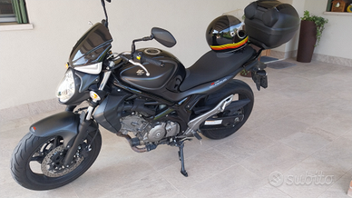 Suzuki SV Gladius 650