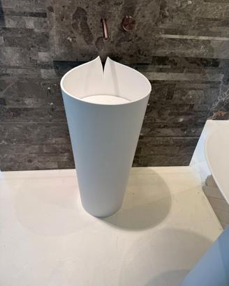 lavabo freestanding 42xh90 corian glacier white