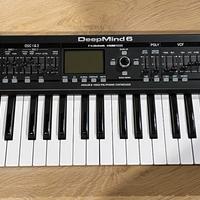 Behringer Deepmind 6  synth