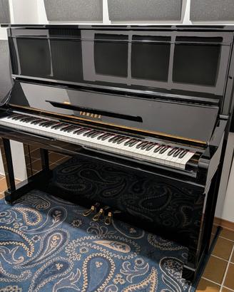 Pianoforte verticale Yamaha YU3