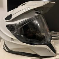 Casco airoh commander