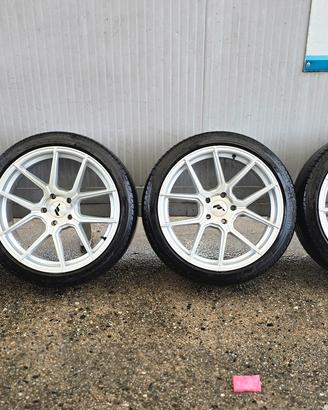 Cerchi JR30 18x8 ET40 + gomme