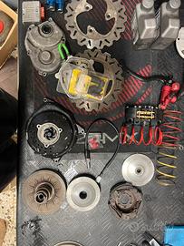 Pezzi motore e ciclistica Minarelli orizzontale