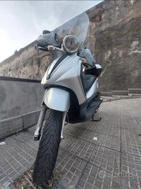 Paggio Beverly Tourer 250 i.e.