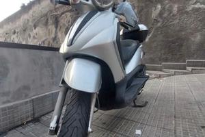 Paggio Beverly Tourer 250 i.e.