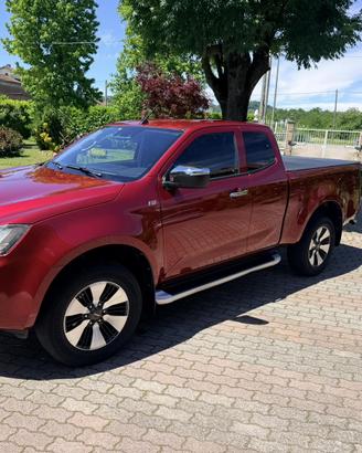 ISUZU D MAX N60F