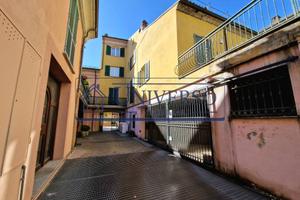 Box / Garage di 30 m² a Voghera