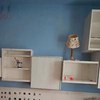 mensole ed armadietti modulabili a piacere IKEA