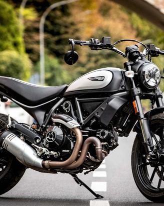 Ducati Scrambler Icon Dark 2021