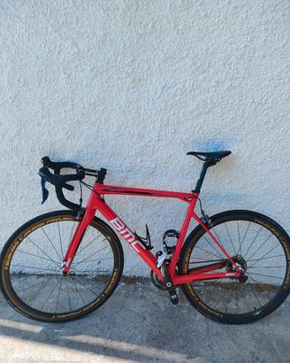 bici da corsa in carbonio BMC