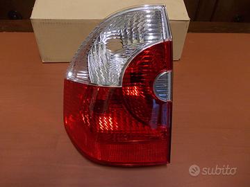 Fanale posteriore sx BMW X3 1^ serie