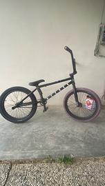 BMX CULT ACCESS x Vans