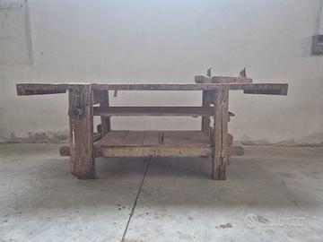 Tavolo da lavoro