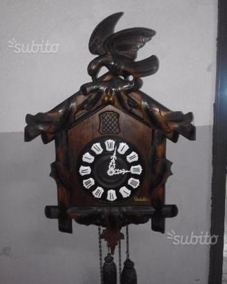 Antico orologio a cucu'