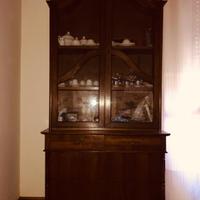 Credenza in legno di noce