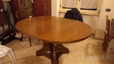 Tavolo rotondo in legno aspandibile