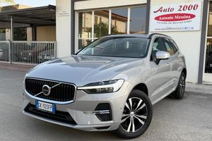 VOLVO XC60 B4 (d) AWD Geartronic Momentum Pro