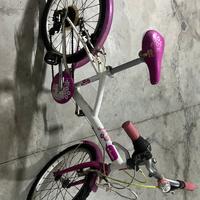 Bicicletta bici da bambina eta’ 7/9 anni