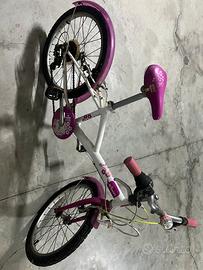 Bicicletta bici da bambina eta’ 7/9 anni