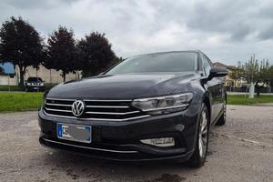 VW  Passat 2.0 150 cv anno 2020