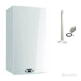 Caldaia Ariston premium 300 con kit e tubi