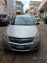 Opel Astra station wagon