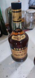 bottiglia vintage di Brandy Stock 84