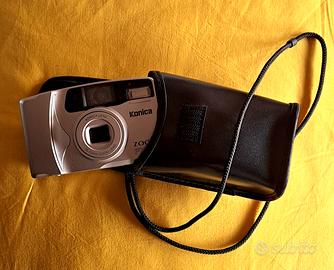 Konica Zoom FX50 con custodia
