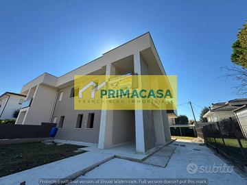 Villa di 241 m² con più di 5 locali a Santa Maria 