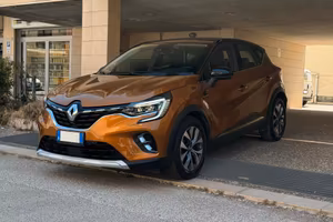 Renault Captur Plug-in Hybrid E-Tech 160 cv Initia