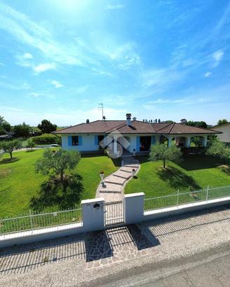 VILLA SINGOLA A CURTATONE