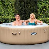Piscina con idromassaggio