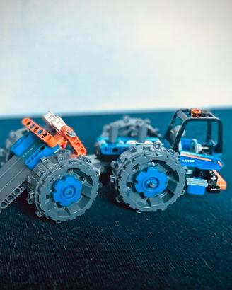 42071 LEGO Technic Ruspa compattatrice