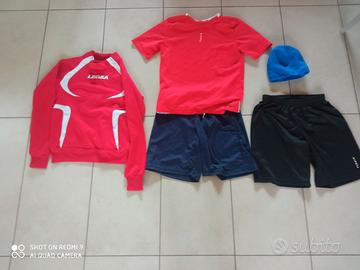Kit da calcio 8 - 10 anni