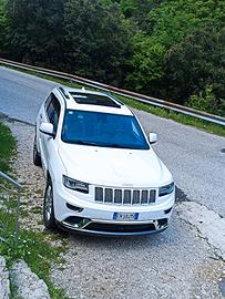 jeep Grand Cherokee summit 