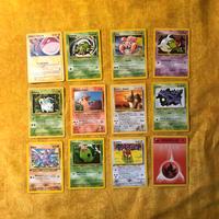 stock di 12 carte pokemon anni 90